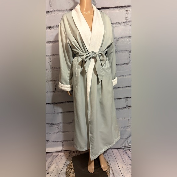 Restoration Hardware Other - NWOT Decedent Luxurious Restoration Hardware Terry Cloth Lined Robe Size Medium